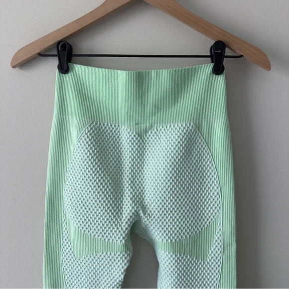 Mint Green Textured Women's Active Leggings Stretch Athletic Activewear Running - Picture 5 of 10